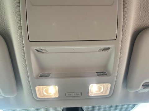 Ford Fiesta ACTIVE X 34