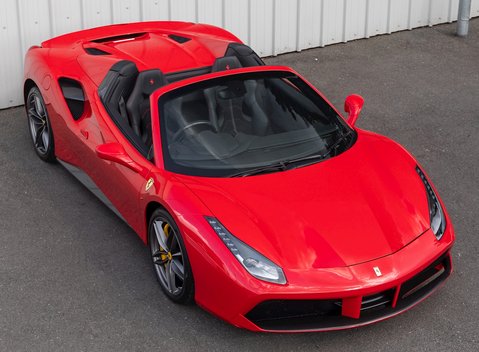 Ferrari 488 Spider 8