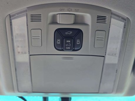 Toyota Alphard Hybrid+PowerTailgate+SuperClean 28