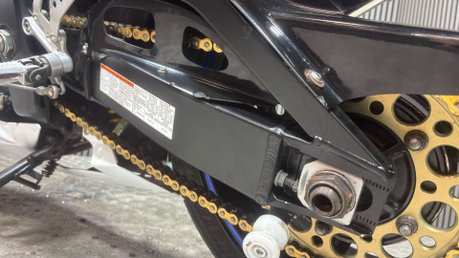 Suzuki GSX-R 2005 28K NEW MOT SERVICED WARRANTY 600CC SUPER SPORT GIXXER 40