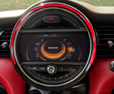 Mini Hatch Cooper 1.5 Automatic Chili / Media XL 3 door - SAT NAV - CONNECTED 13