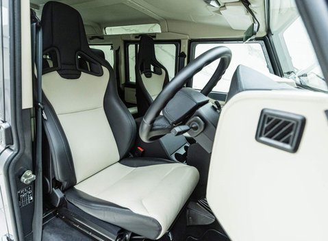 Land Rover Defender 110 Works V8 70th Edition 6