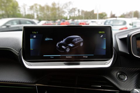 Peugeot 208 GT PREMIUM 30