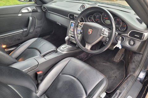 Porsche 911 CARRERA 4 TIPTRONIC S 27