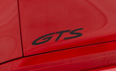 Porsche 911 Targa 4 GTS (992) 40