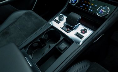 Jaguar F-Pace SVR 25