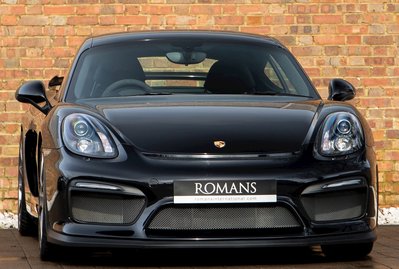 Porsche Cayman GT4 