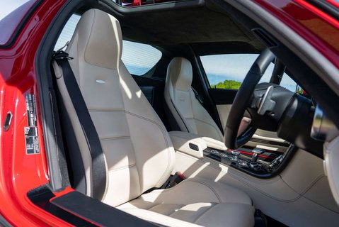 Mercedes-Benz SLS Coupe 11