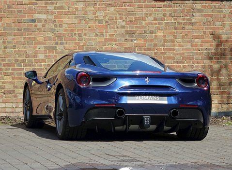 Ferrari 488 GTB 8