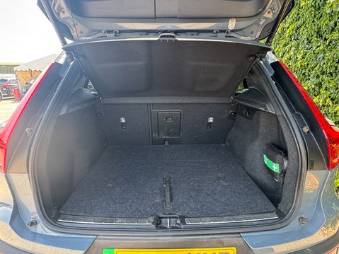 Volvo XC40 Recharge 69kWh Ultimate SUV 5dr Electric Auto (231 ps) 11