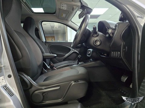 Smart Forfour 17.6kWh Premium Auto 5dr (22kW Charger) 58