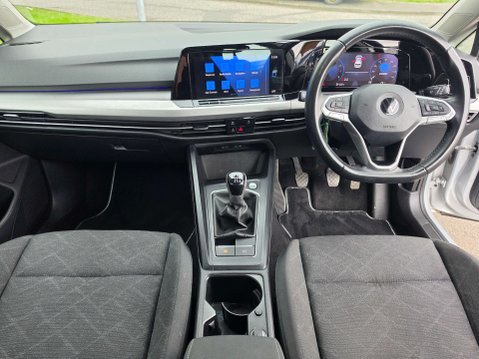 Volkswagen Golf 1.5 Golf Life TSi 5dr 16