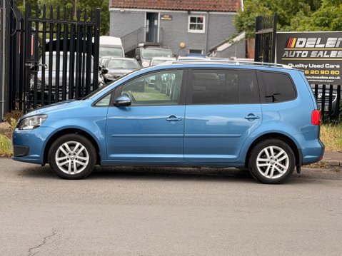 Volkswagen Touran 1.6 TDI BlueMotion Tech SE DSG Euro 5 (s/s) 5dr 8