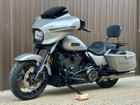 Harley-Davidson Cvo 2.0 CVO Street Glide 1977 23 6
