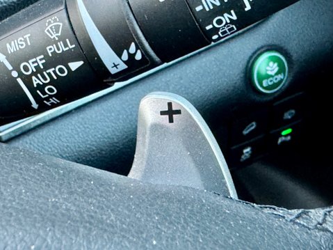 Honda CR-V 2.0 i-VTEC EX Auto 4WD Euro 6 5dr 30