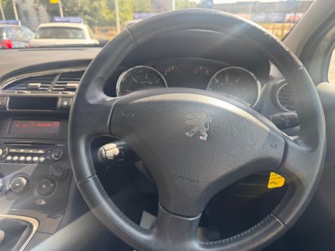 Peugeot 3008 1.6 HDi Sport Euro 5 5dr 10