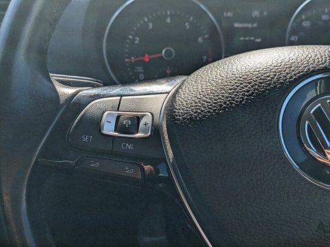 Volkswagen Polo SEL TSI DSG 22