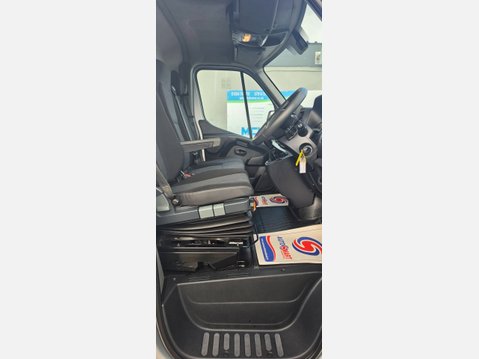 Renault Master BUSINESS + LM35 LWB FWD 2.3 DCI 135ps EU6 7