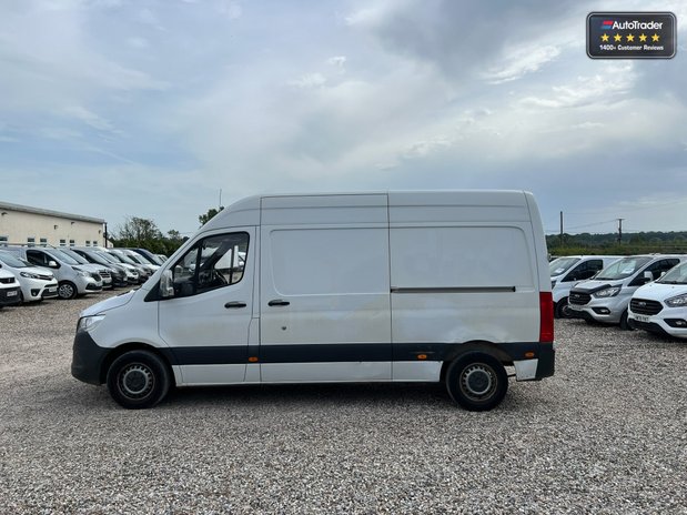 Mercedes-Benz Sprinter MWB L2H3 High Roof CDi FWD Cruise Control EURO 6 NO VAT 1