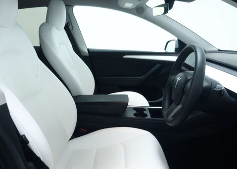 Tesla Model Y (Dual Motor) Long Range SUV 5dr Electric Auto 4WDE (384 bhp) 38