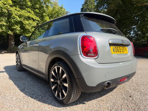 Mini Hatch 1.5 One Classic Euro 6 (s/s) 3dr 5
