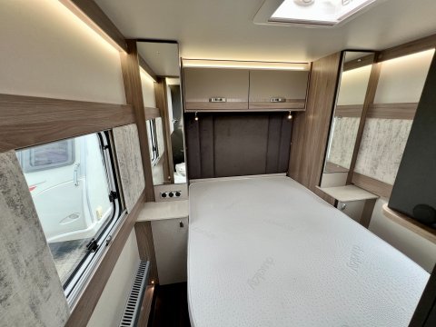 Swift Challenger Exclusive 560 SE 27