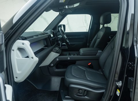 Land Rover Defender 110 P400E X-DYNAMIC HSE 16