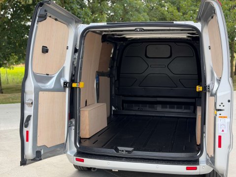 Ford Transit Custom 2.0 Transit Custom 300 Limited EcoBlue 5dr 19