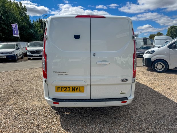 Ford Transit Custom SWB L1H1 Low Roof Limited 280 Air Con Alloys Sensors Cam EURO 6 7