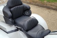 Harley-Davidson Road Glide CVO TRI GLIDE 32