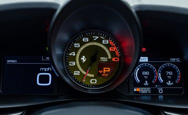 Ferrari GTC4 Lusso V12 18