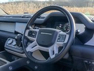 Land Rover Defender P400e XS Edition PHEV 14