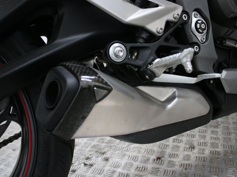 Triumph Street Triple 765 STREET TRIPLE RS 34