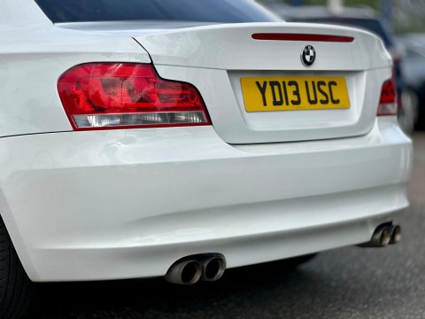 BMW 1 Series 2.0 120i Exclusive Edition Euro 5 (s/s) 2dr 39