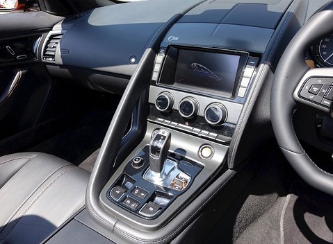 Jaguar F-Type S V8 Convertible 10