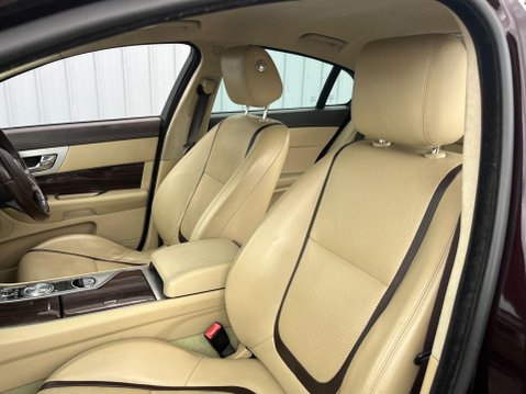 Jaguar XF 2.2d Portfolio Auto Euro 5 (s/s) 4dr 39