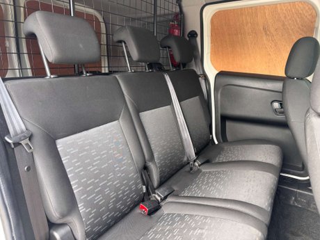 Vauxhall Combo 1.2 Combo 2300 CDTi S/S 28