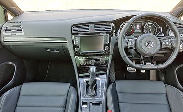 Volkswagen Golf R 14