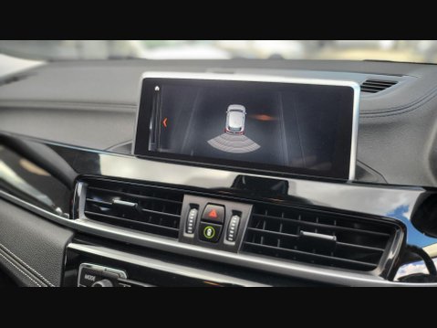BMW X2 SDRIVE18D SPORT 23