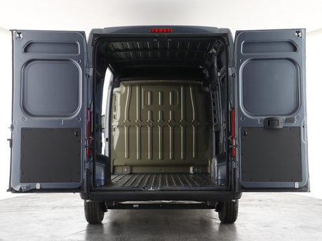 Citroen Relay 35 L2H2 2.2 BlueHDi 140 Enterprise 2
