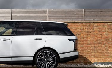 Land Rover Range Rover 4.4 SDV8 Autobiography 29