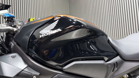 Honda CBR 2023 ONLY 4K LONG MOT WARRANTY 1 OWNER 650CC 18