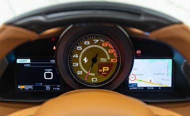 Ferrari 488 SPIDER 28