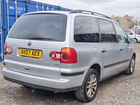 Volkswagen Sharan 1.9 TDI PD SE MPV 5dr Diesel Automatic (211 g/km, 115 bhp) 9