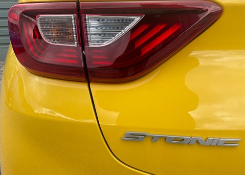 Kia Stonic 1.0 T-GDI GT-LINE ISG MHEV 11