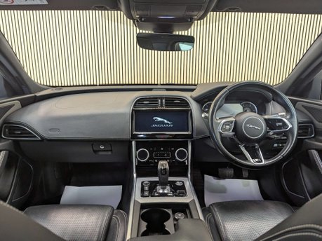 Jaguar XE 2.0 XE R-Dynamic S D Auto 4dr 51