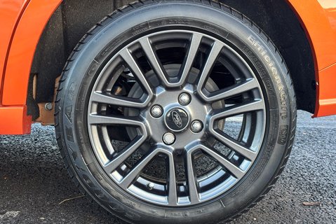 Ford Transit Courier Sport 1.0 Ecoboost - Sat Nav / Rear Camera 38