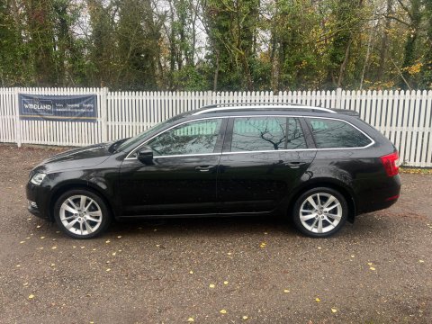 Skoda Octavia SE L TSI DSG 11