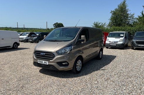 Ford Transit Custom SWB L1H1 Low Roof Limited 280 Air Con Alloys Sensors EURO 6 NO VAT