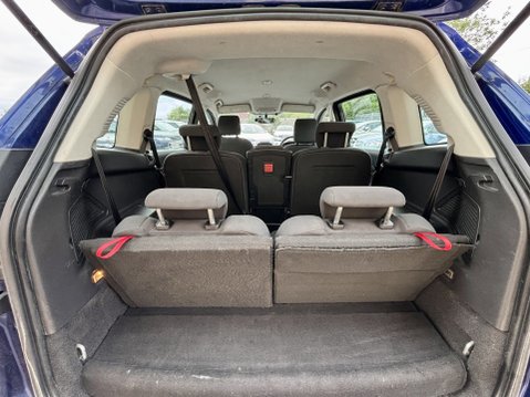 Ford Grand C-Max ZETEC TDCI 7 Seater 14